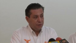 Mario Imaz en desacuerdo con el INE