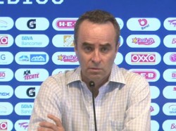 Se queja Luis Miguel salvador por caso Uruguay-Luis Suarez