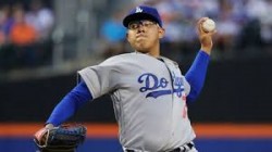 Julio César Urías se mantiene con Los Dodgers