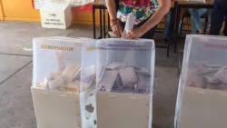 Poco a poco afluencia en casillas de la Region del Évora