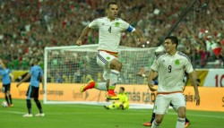 México arranca con triunfo en la Copa América al derrotar 3-1 a Uruguay