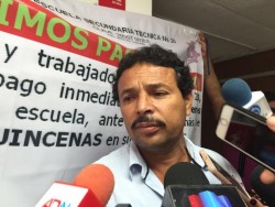 Protestan Profesores de la Secundaria Técnica 20 de Navolato en la Sepyc