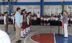 Escuela Primaria "El Chamizal", sede del lunes cívico.