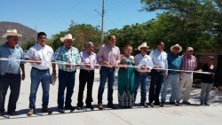 Llevan obras de pavimentación al poblado 7