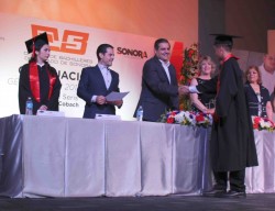 98% de los egresados de prepa seguirán estudiando