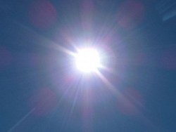 Hábitos saludables contrarrestan malestares por altas temperaturas