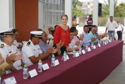 Realizan lunes cívico en Escuela Primaria de la Colonia Estero.
