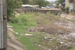 Sigue arroyo sucio, ahora con más agua