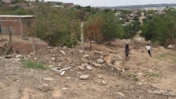 Habitantes de Las Coloradas denuncian que particular obstruyó una calle