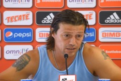 Mathias Almeida espera calificar a Chivas a la Copa LIbertadores