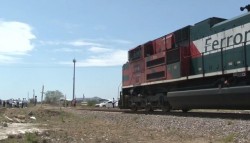 Realizarán "Radiotón" para recaudar recursos para la instalar plumas en cruces ferroviarios.
