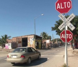 ¡Urgente la instalación de flechas electrónicas en cruces ferroviarios!: Opinión ciudadana.