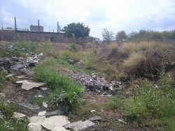 Vecinos del fraccionamiento Villa Verde y Bugambilias, temen severas inundaciones.