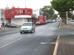 Canal de baja presión provoca lluvias en Mazatlán.