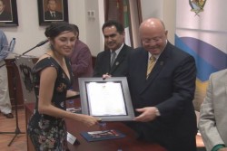 Reconoce  UAS a  Itzel Manjarrez y Cesar Ramírez