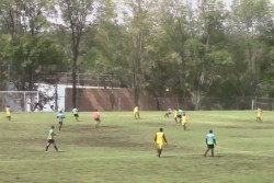 Dorados derrota 2-1 a Leones Negros en amistoso