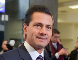 Llega Peña Nieto a Mazatlán.