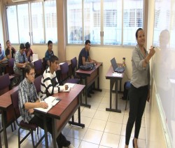Inician cursos de inducción en la UAS.