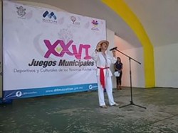 Adultos mayores entran en acción.