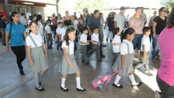 Se reanudan clases en nivel Básico: Continúa horario de Invierno