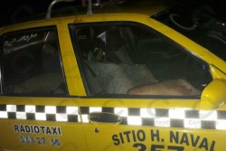 Encuentran a 7 personas decapitadas dentro de un taxi