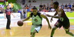 Halcones oficializa a dos refuerzos