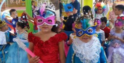 Escuelas realizan carnavalito