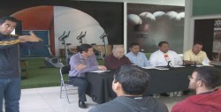 Ratifican mesa directiva del Salón de la Fama