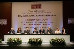 Toma posesión nueva presidenta del Colegio de Sinaloa