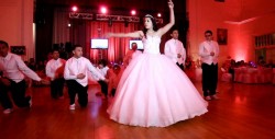 El baile de quinceaños que tiene en shock a las redes sociales