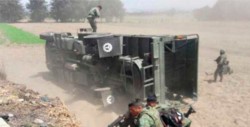 Vuelcan militares al enfrentar a huachicoleros en Puebla