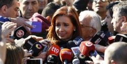 Juez procesa a Cristina Fernández por lavado