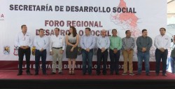 Realizan foro de consulta de desarrollo social