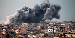 Bombardean la ciudad que sufrió ataque químico en Siria