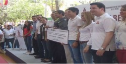 Pagan becas económicas a deportistas de Culiacán