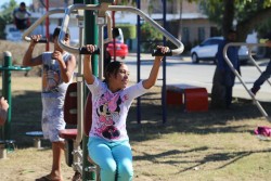 Se deterioran gimnasios al aire libre
