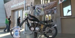 Acuario devela la estructura de una motocicleta fija