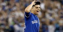 Osuna salva el primero y falla en otro rescate