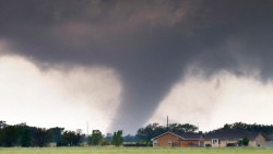 #Video Este fue el paso del poderoso tornado en Texas