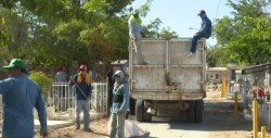 Realizan jornada de limpieza en panteones