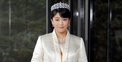Princesa de japón renuncia a título para casarse