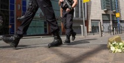 Arrestan a tres relacionados con atentado de Manchester