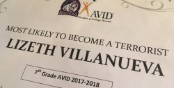 Premian a niña hispana por ser la "más probable en convertirse en terrorista"
