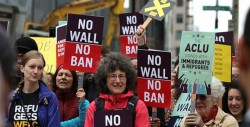 Tribunal ratifica bloqueo a veto migratorio de Trump