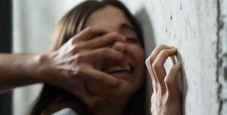 Joven mata a su violador y la acusan de homicidio
