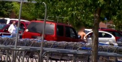 Mujer embarazada atropella a hombre que le robó su bolso