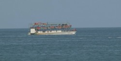 Con graduaciones y la llegada de turistas los catamaranes se activan