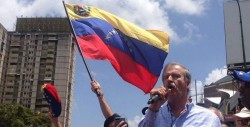 Vicente Fox "persona non grata" en Venezuela