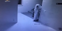 No es broma: Hombre se disfraza de fantasma para robar