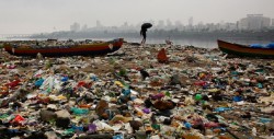 Encuentran isla de basura plástica que es más grande que todo México